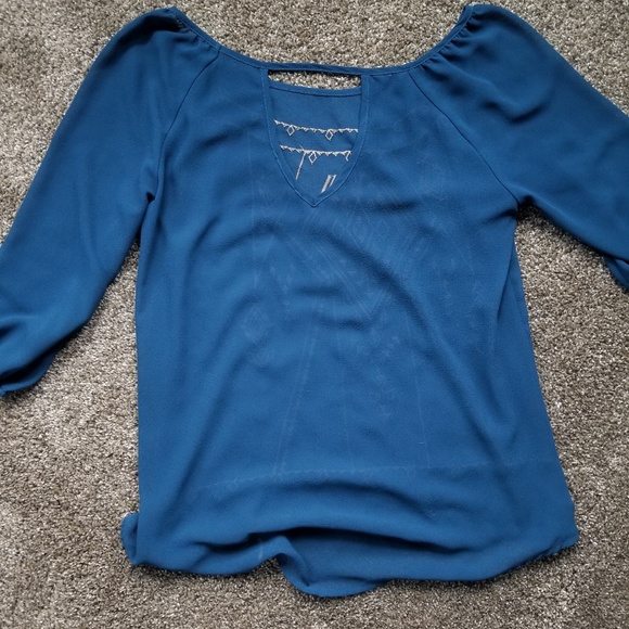 Sheer top - Picture 3 of 3